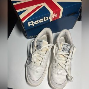 CLASSIC REEBOK CLUB C 85 WHITE/BLACK SIZE 9
